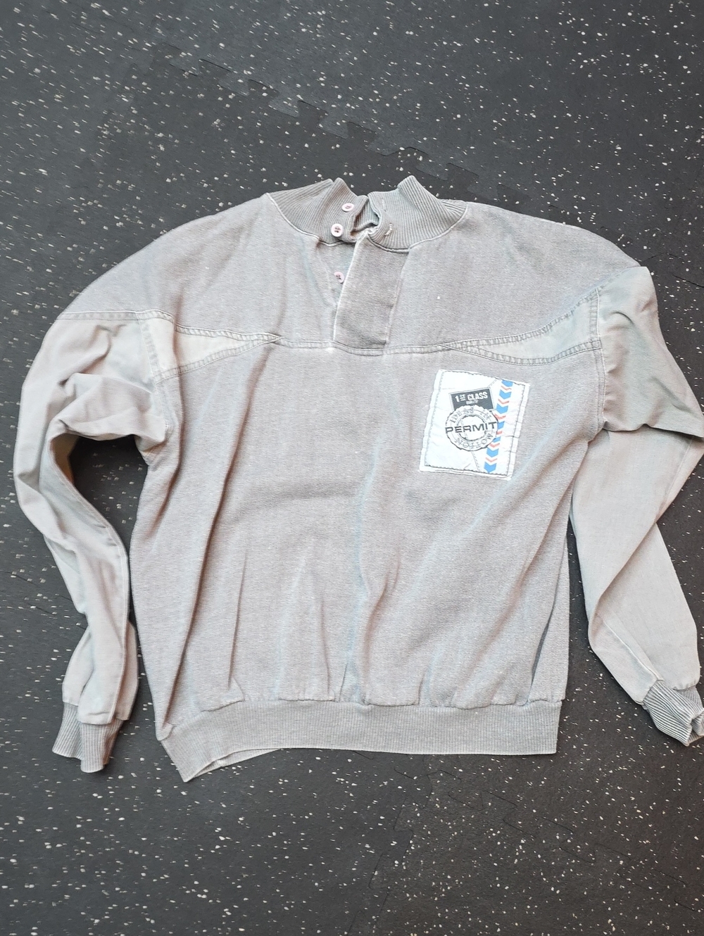 Men's Gray Pullover Henley Sweater with Chest Patch